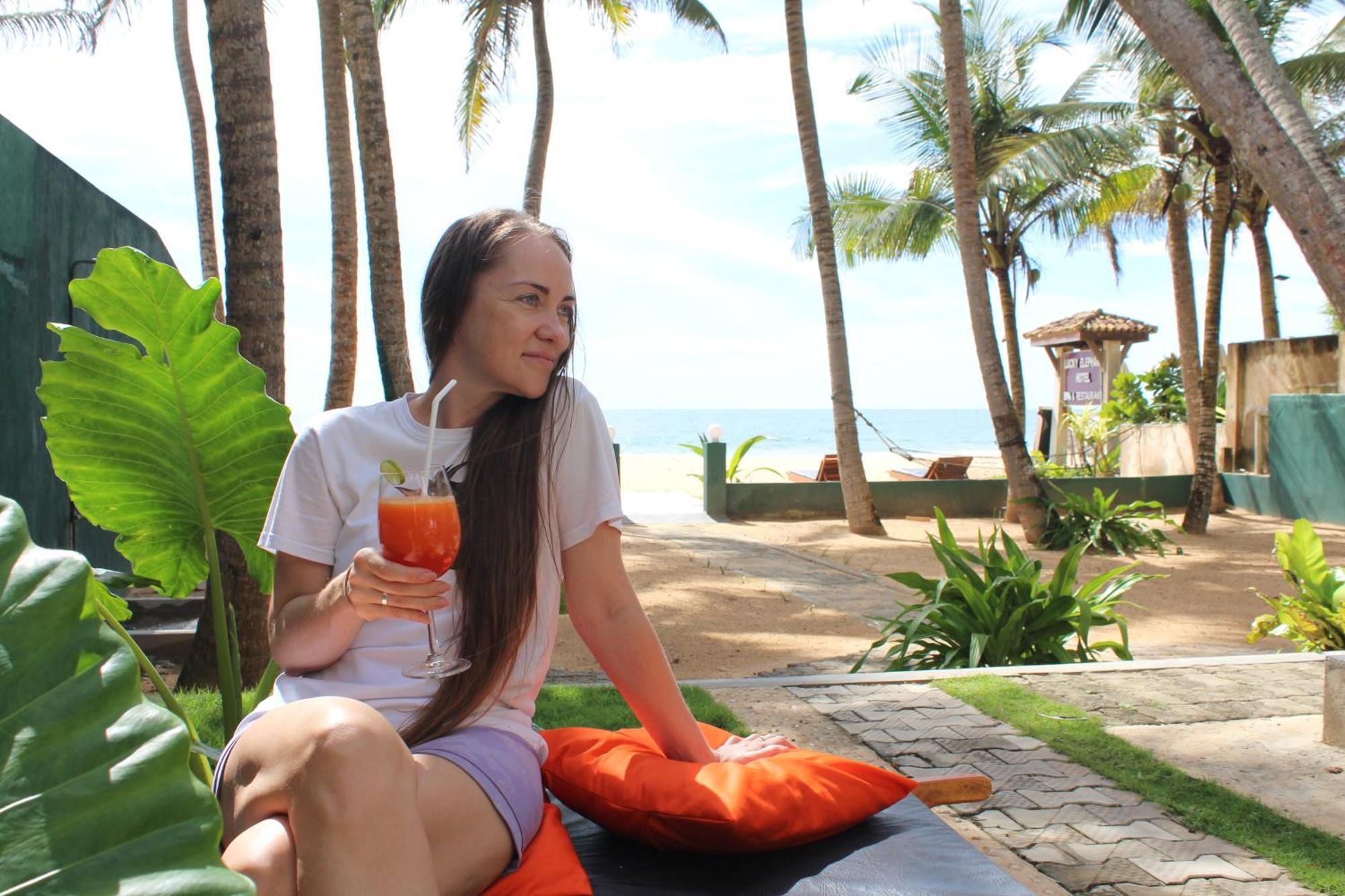 Prana Beach Hotel Ex Guli ฮิกคาดูวา ภายนอก รูปภาพ