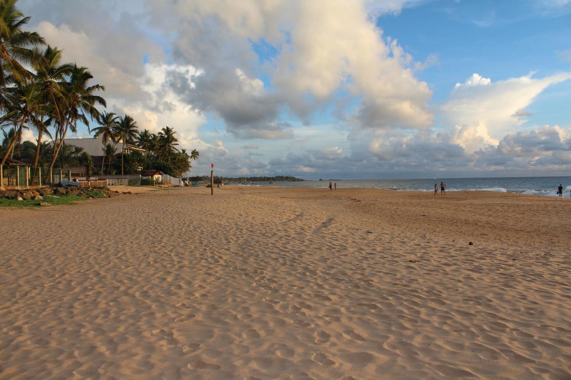 Prana Beach Hotel Ex Guli ฮิกคาดูวา ภายนอก รูปภาพ