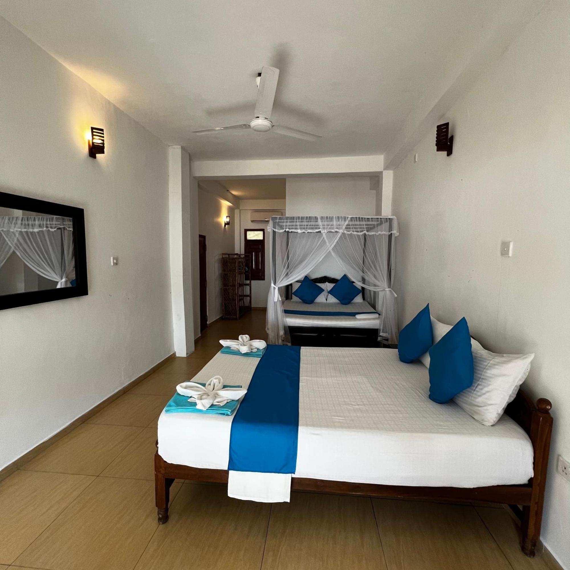 Prana Beach Hotel Ex Guli ฮิกคาดูวา ภายนอก รูปภาพ