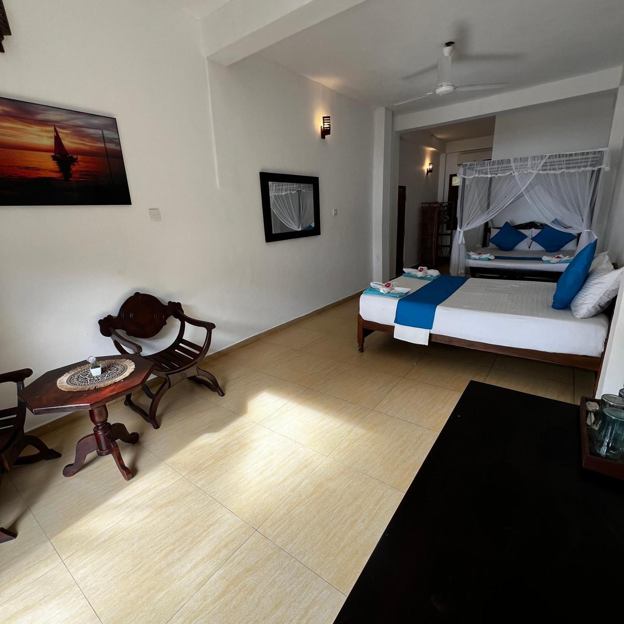 Prana Beach Hotel Ex Guli ฮิกคาดูวา ภายนอก รูปภาพ